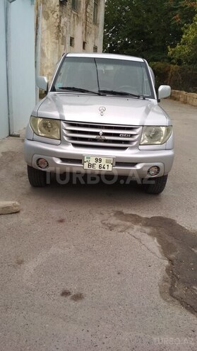 Mitsubishi Pajero io 2000, 370,000 km - 2.0 l - Bakı