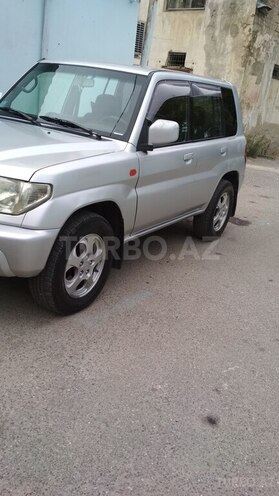 Mitsubishi Pajero io 2000, 370,000 km - 2.0 l - Bakı