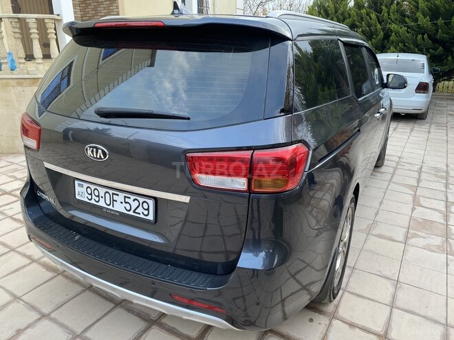 Kia Carnival 2015, 112,000 km - 2.2 l - Bakı