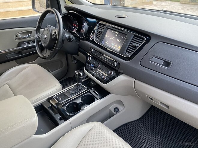 Kia Carnival 2015, 112,000 km - 2.2 l - Bakı