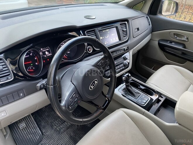Kia Carnival 2015, 112,000 km - 2.2 l - Bakı