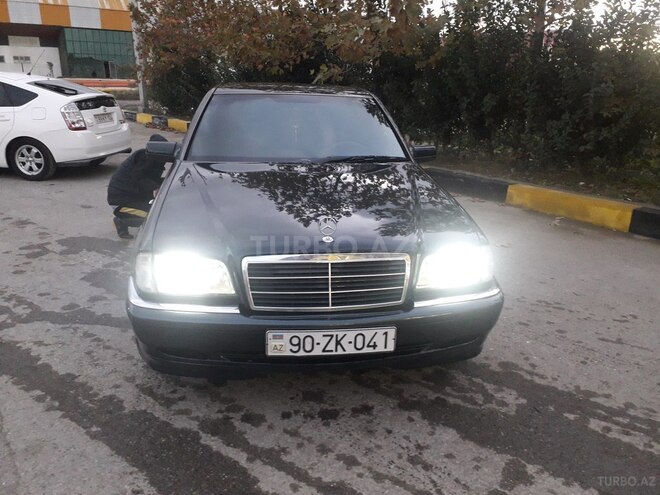 Mercedes C 200 1999, 283,000 km - 2.0 l - Bakı