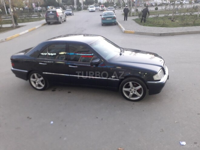Mercedes C 200 1999, 283,000 km - 2.0 l - Bakı