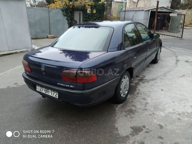 Opel Omega 1995, 235,680 km - 2.0 l - Bakı