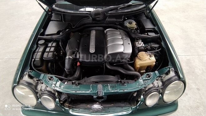Mercedes E 220 2000, 232,000 km - 2.2 l - Gəncə