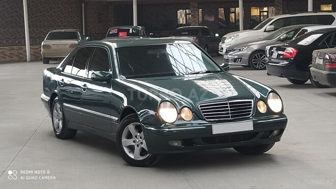Mercedes E 220 2000, 232,000 km - 2.2 l - Gəncə