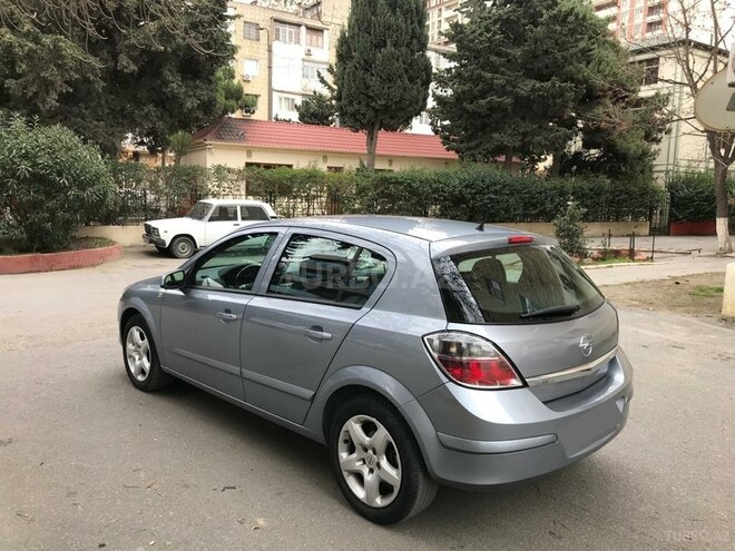 Opel Astra 2008, 173,000 km - 1.3 l - Bakı