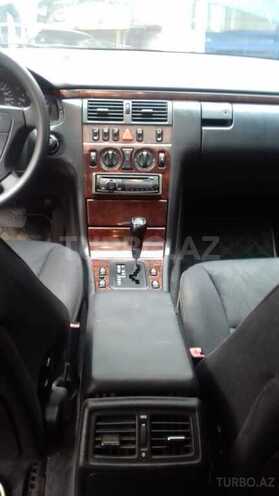 Mercedes E 200 1997, 336,000 km - 2.0 l - Bakı