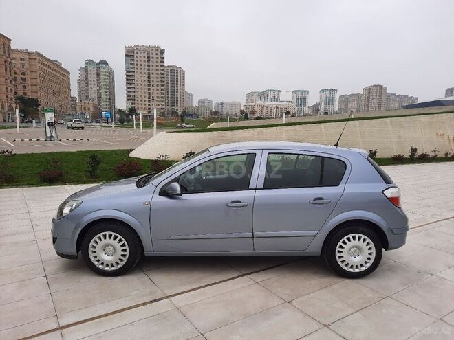 Opel Astra 2005, 157,000 km - 1.4 l - Bakı