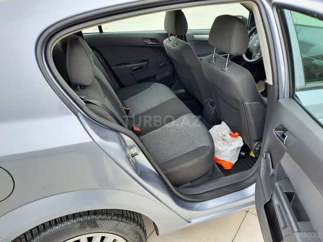 Opel Astra 2005, 157,000 km - 1.4 l - Bakı