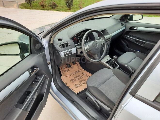 Opel Astra 2005, 157,000 km - 1.4 l - Bakı