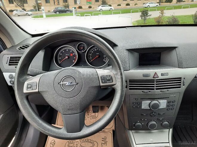 Opel Astra 2005, 157,000 km - 1.4 l - Bakı