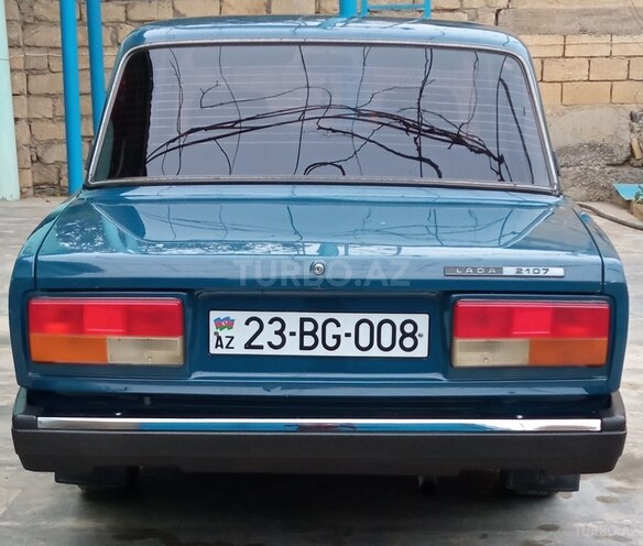 LADA (VAZ) 2107 2005, 85,000 km - 1.6 l - Yevlax