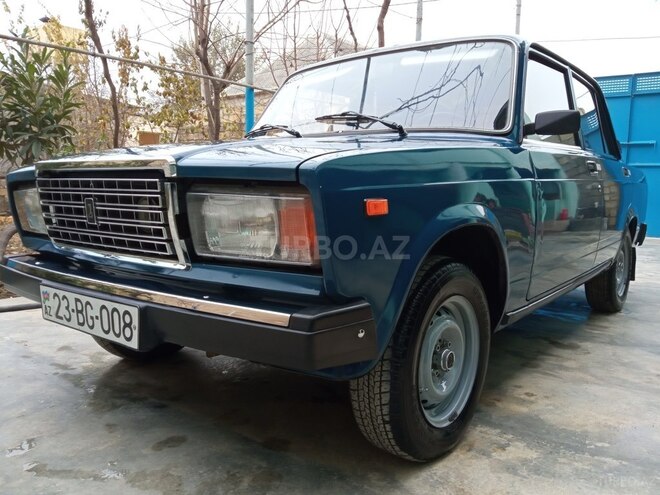 LADA (VAZ) 2107 2005, 85,000 km - 1.6 l - Yevlax