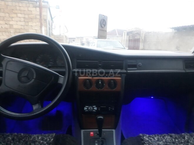 Mercedes 190 1992, 185,326 km - 2.0 l - Bakı