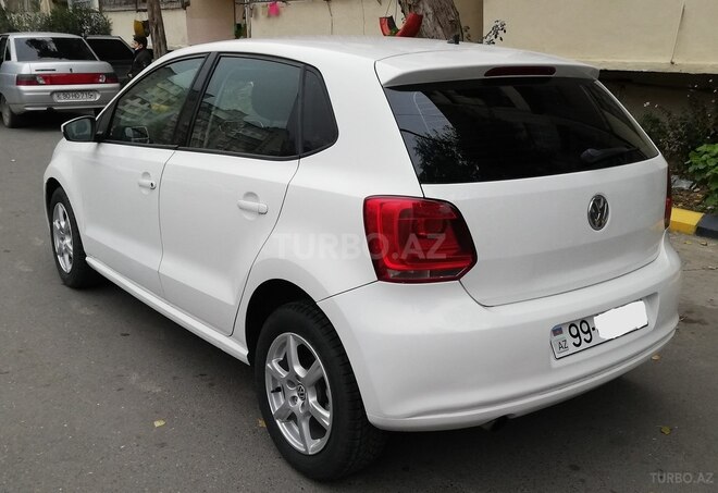 Volkswagen Polo 2010, 154,451 km - 1.4 л - Bakı