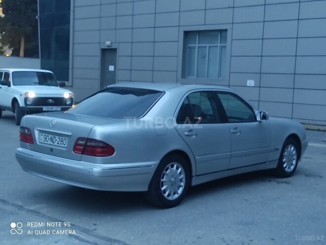 Mercedes E 280 2000, 450,000 km - 2.8 l - Bakı