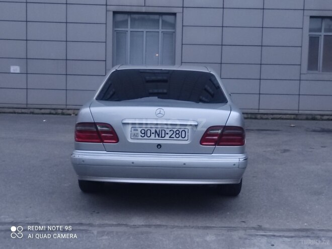 Mercedes E 280 2000, 450,000 km - 2.8 l - Bakı