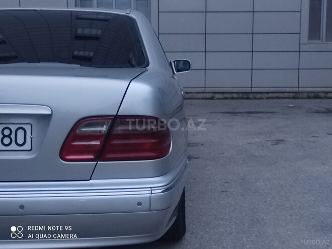 Mercedes E 280 2000, 450,000 km - 2.8 l - Bakı