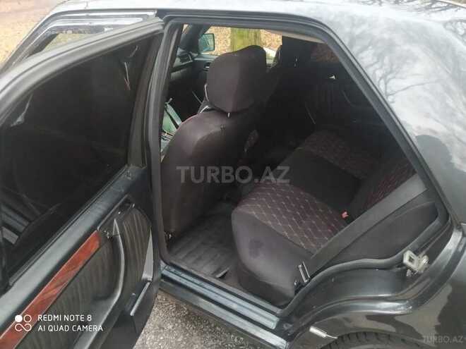 Mercedes E 300 1993, 212,325 km - 3.0 l - Qəbələ