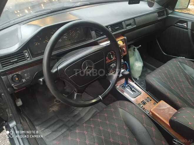 Mercedes E 300 1993, 212,325 km - 3.0 l - Qəbələ