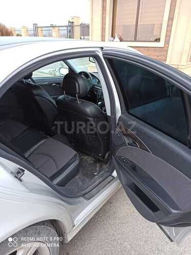 Mercedes E 240 2003, 220,000 km - 2.6 l - Gəncə