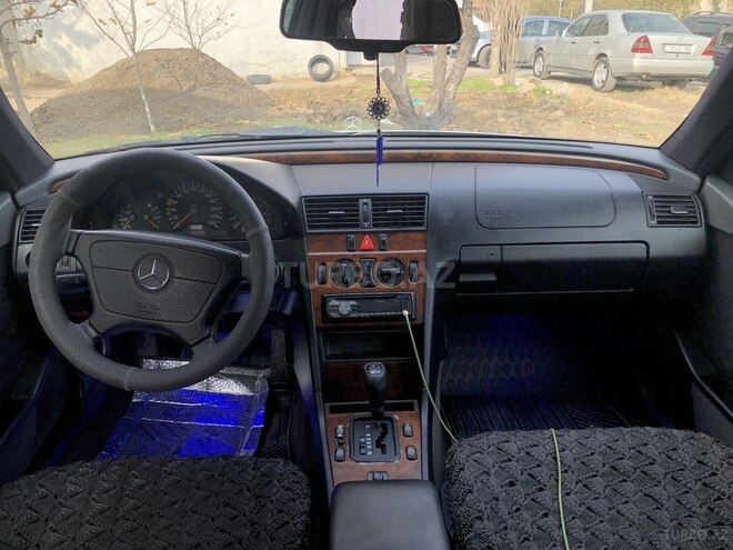 Mercedes C 200 1995, 210,500 km - 2.0 l - Sumqayıt