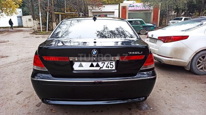 BMW 745 2003, 226,707 km - 4.4 l - Bakı