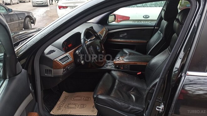 BMW 745 2003, 226,707 km - 4.4 l - Bakı