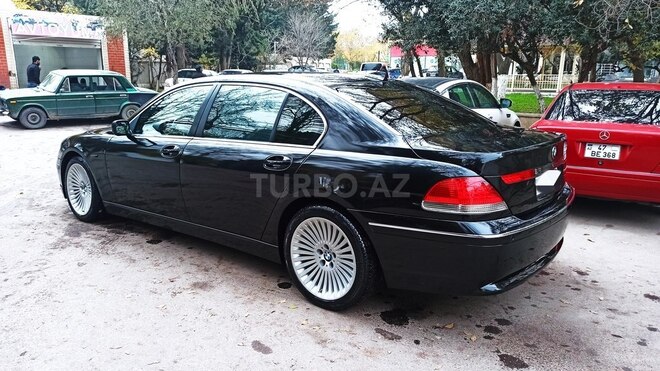 BMW 745 2003, 226,707 km - 4.4 l - Bakı