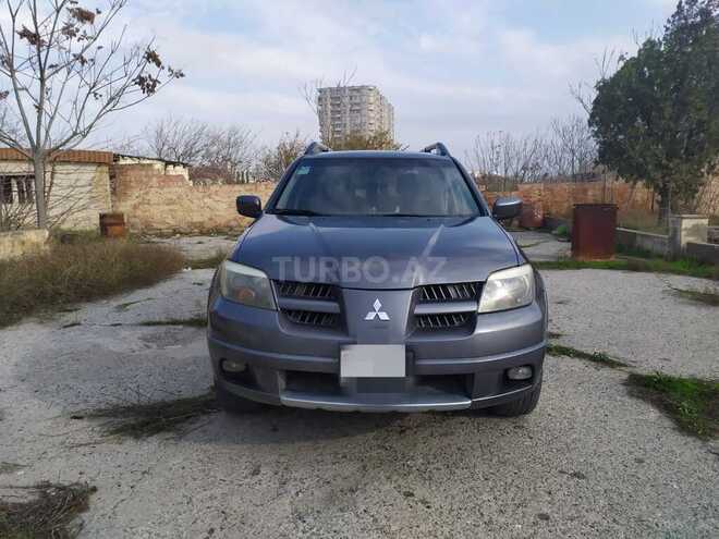 Mitsubishi Outlander 2004, 217,000 km - 2.4 l - Bakı