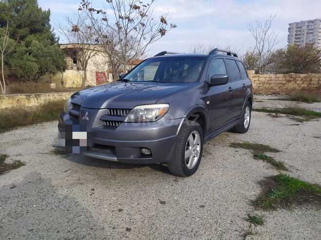 Mitsubishi Outlander 2004, 217,000 km - 2.4 l - Bakı