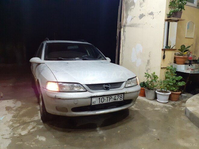 Opel Vectra 1997, 309,637 km - 2.0 l - Bakı