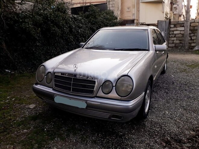 Mercedes E 280 1998, 277,000 km - 2.8 l - Bakı