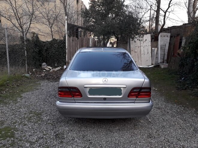 Mercedes E 280 1998, 277,000 km - 2.8 l - Bakı
