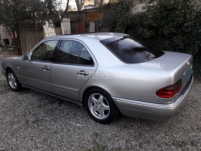 Mercedes E 280 1998, 277,000 km - 2.8 l - Bakı