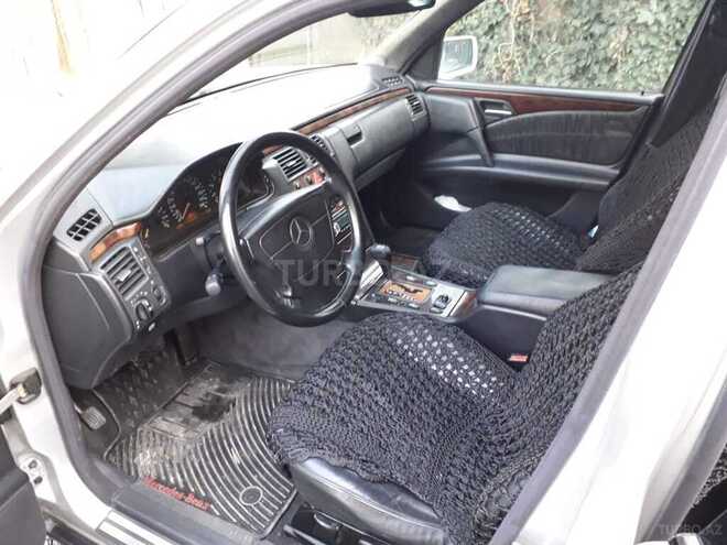 Mercedes E 280 1998, 277,000 km - 2.8 l - Bakı