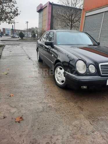 Mercedes E 200 1998, 368,463 km - 2.0 l - Gəncə