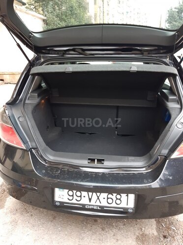 Opel Astra 2010, 239,800 km - 1.3 l - Bakı
