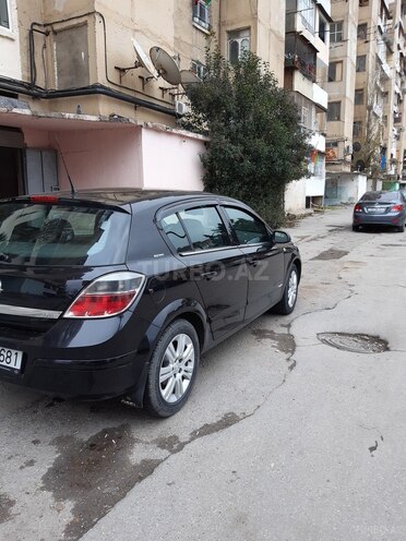 Opel Astra 2010, 239,800 km - 1.3 l - Bakı