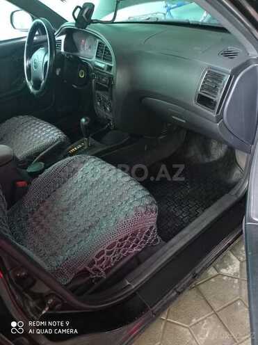 Hyundai Elantra 2002, 185,000 km - 2.0 l - Gəncə