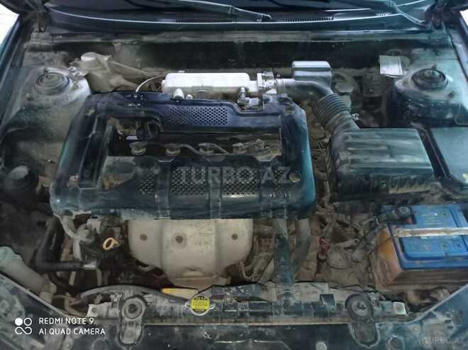 Hyundai Elantra 2002, 185,000 km - 2.0 l - Gəncə