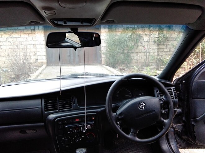 Opel Vectra 1996, 250,000 km - 2.0 l - Bakı
