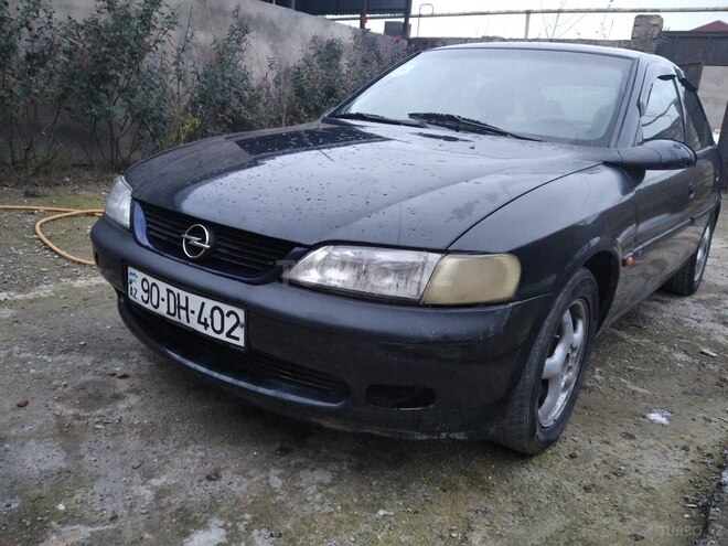 Opel Vectra 1996, 250,000 km - 2.0 l - Bakı