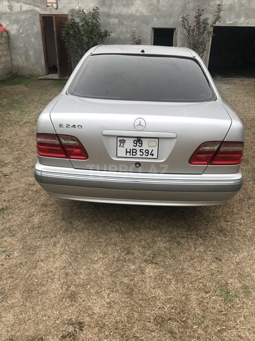 Mercedes E 240 2001, 177,000 km - 2.4 l - Ağdaş