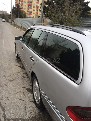 Mercedes E 220 1999, 397,000 km - 2.2 l - Bakı