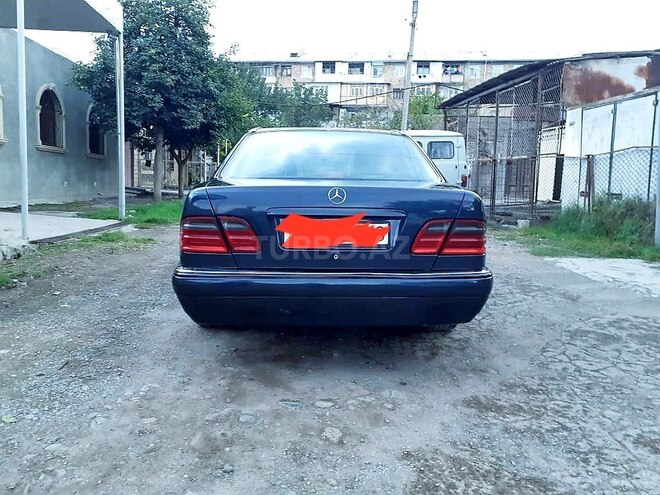 Mercedes E 230 1996, 420,000 km - 2.3 l - Gəncə