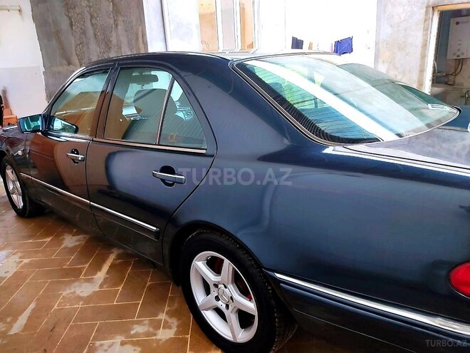 Mercedes E 230 1996, 420,000 km - 2.3 l - Gəncə