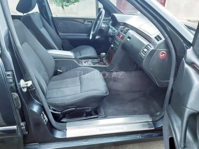 Mercedes E 230 1996, 420,000 km - 2.3 l - Gəncə