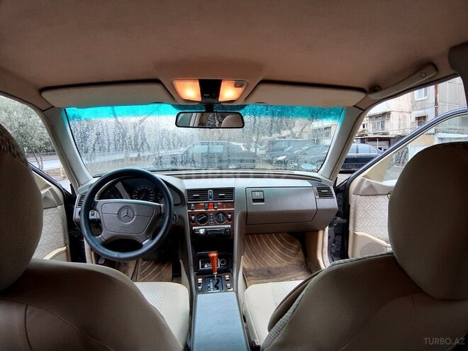 Mercedes C 200 1995, 250,000 km - 2.0 l - Bakı